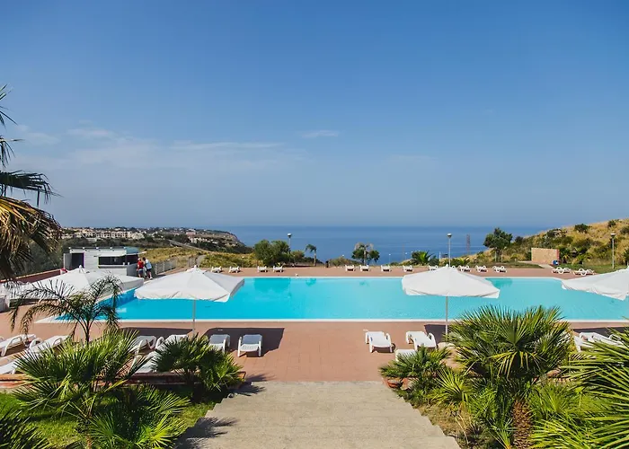 Nelema Village 酒店