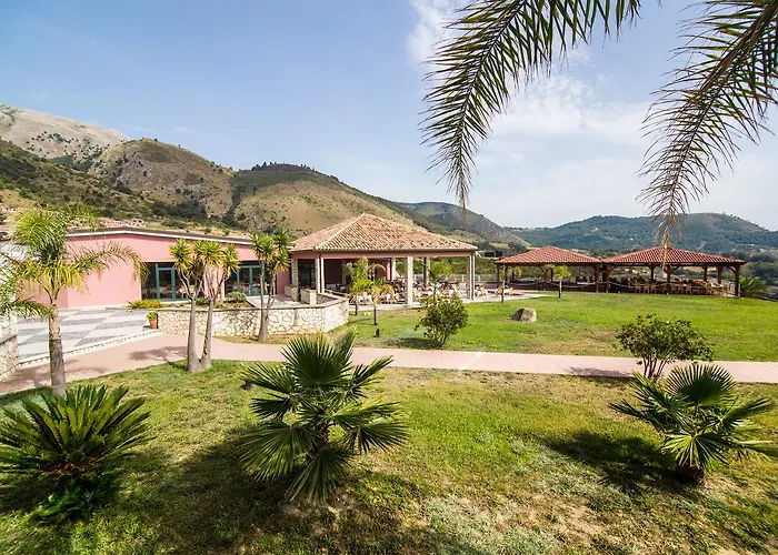 Nelema Village 酒店 圣尼科拉阿尔切拉