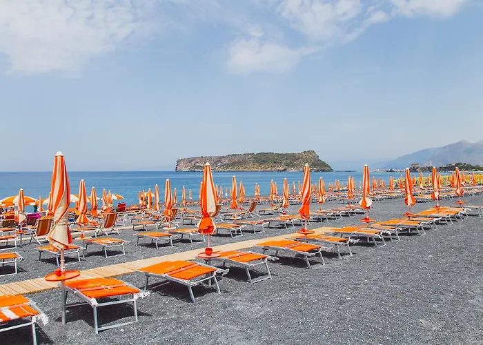 Nelema Village 酒店