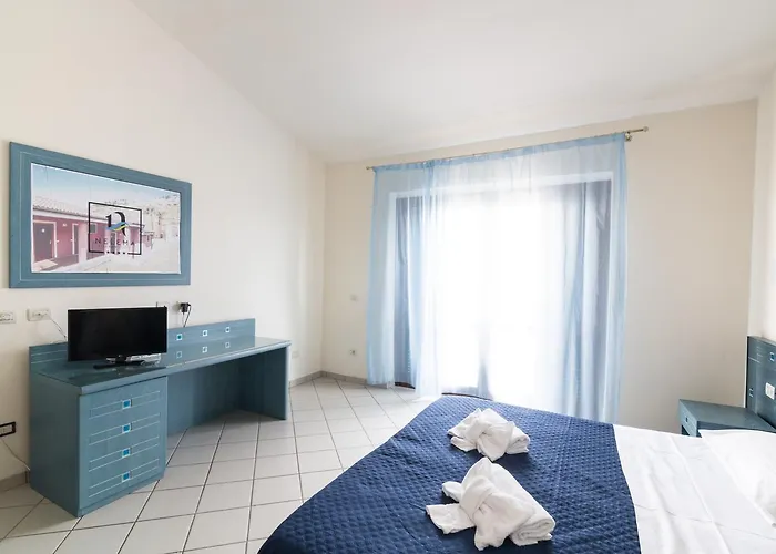 Nelema Village 酒店 4*